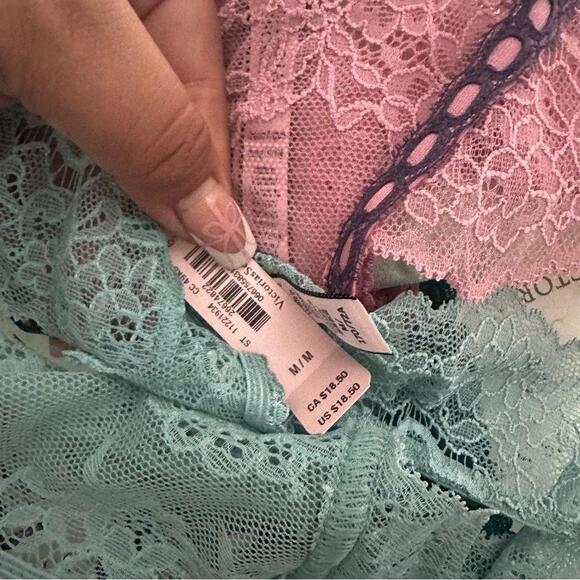 Victoria’s Secret Lace Thongs - Picture 4 of 5